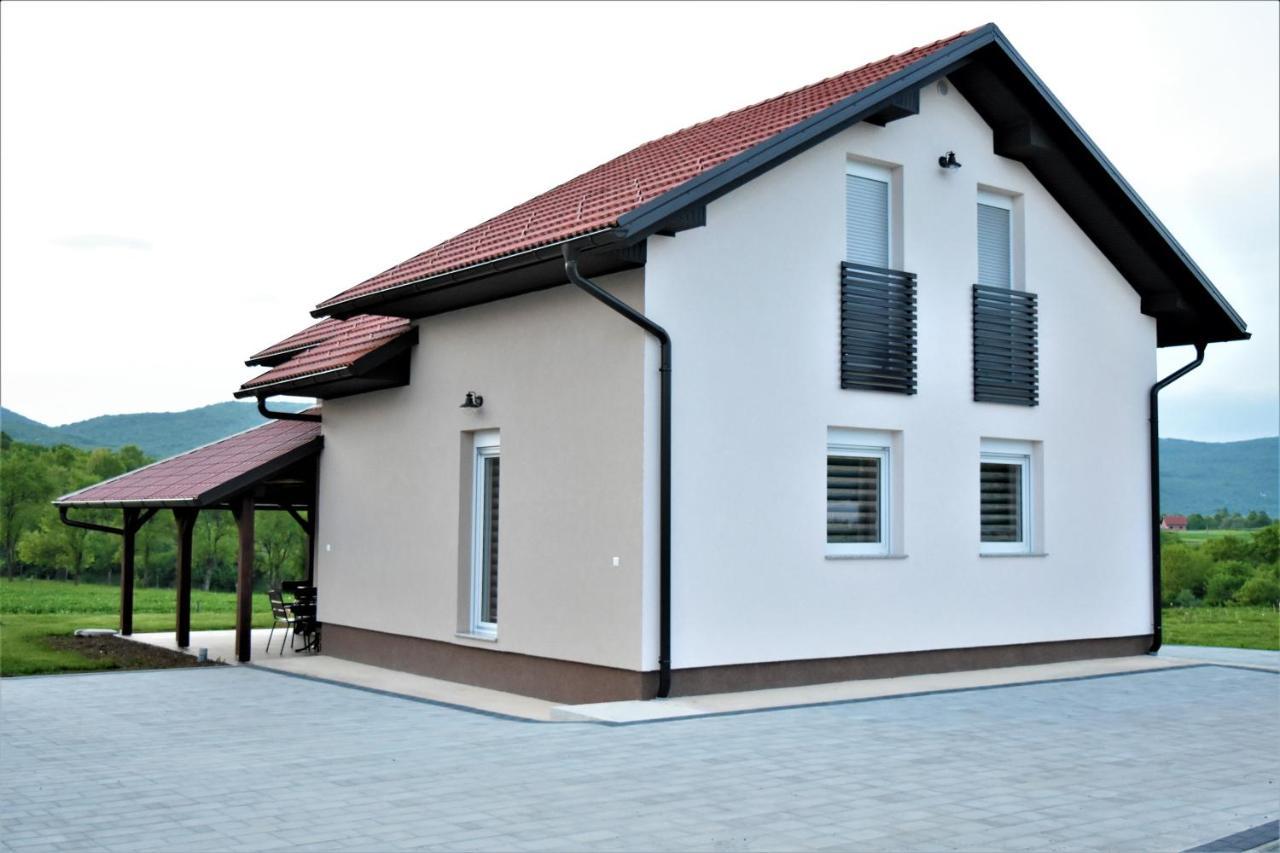 Guest House Tonka Otočac Eksteriør billede